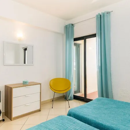 Apartment Akisol In Iii Quarteira